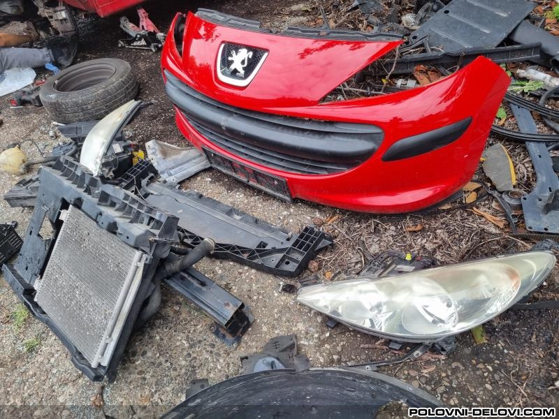 Peugeot  207 1.4b Kompletan Auto U Delovima