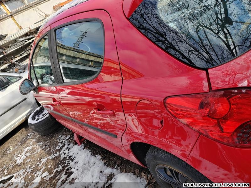 Peugeot  207 1.4b Kompletan Auto U Delovima