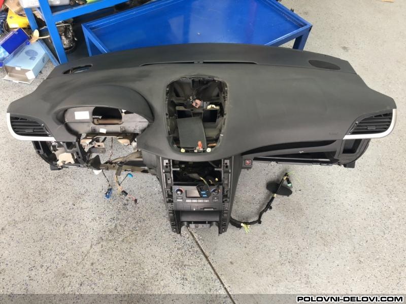 Peugeot  207 INSTRUMENT TABLA 207 Enterijer