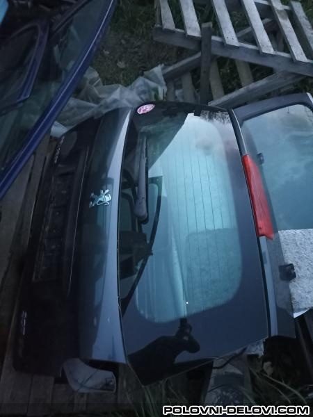 Peugeot  207  Karoserija