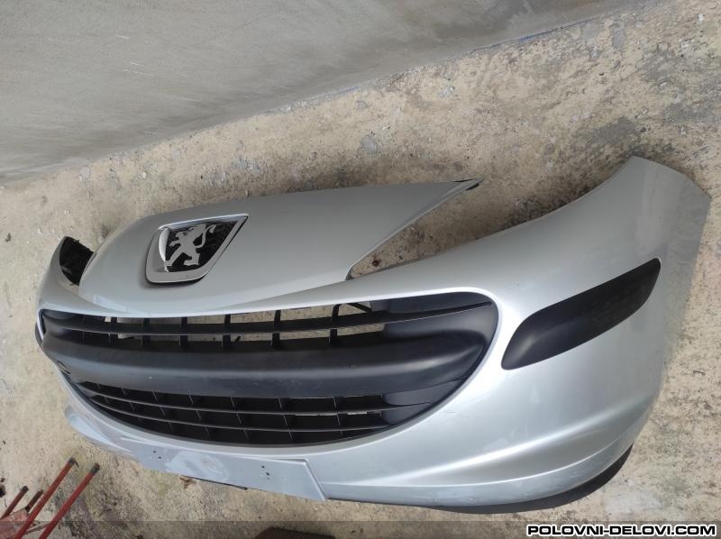 Peugeot  207 Prednji Branik Karoserija
