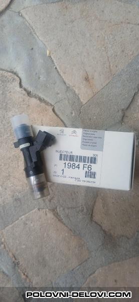 Peugeot  207 Tsi Kompletan Auto U Delovima