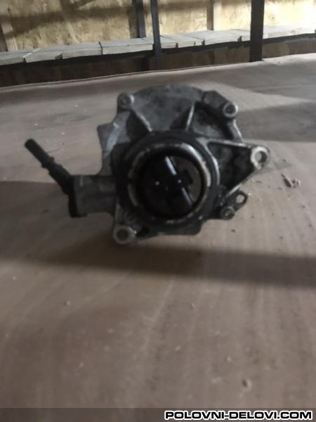 Peugeot  207 VAKUM PUMPA 207 VTI Motor I Delovi Motora