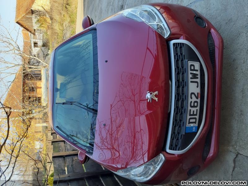 Peugeot  208 1.2 B  Kompletan Auto U Delovima