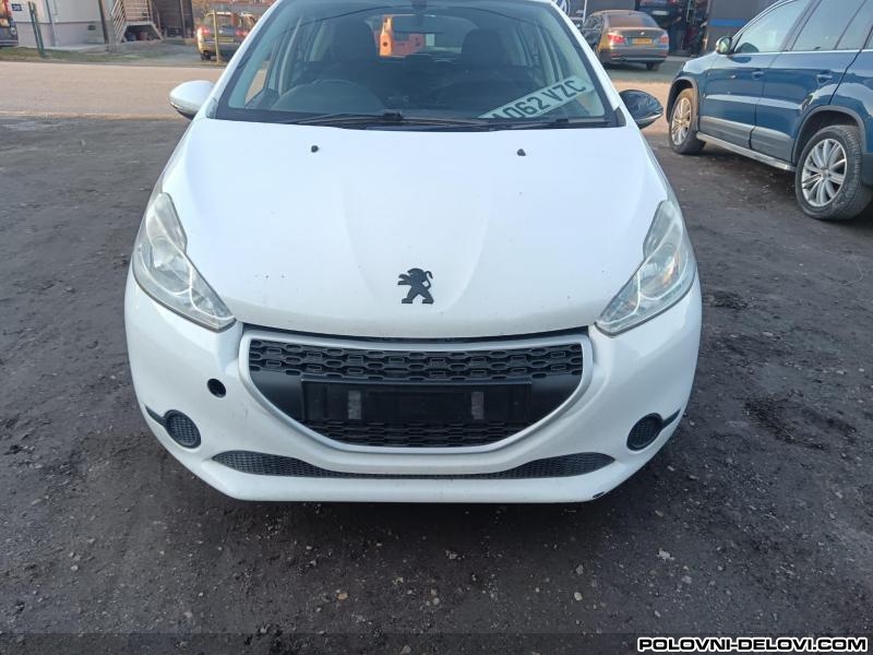 Peugeot  208 1.4 EHDI Kompletan Auto U Delovima