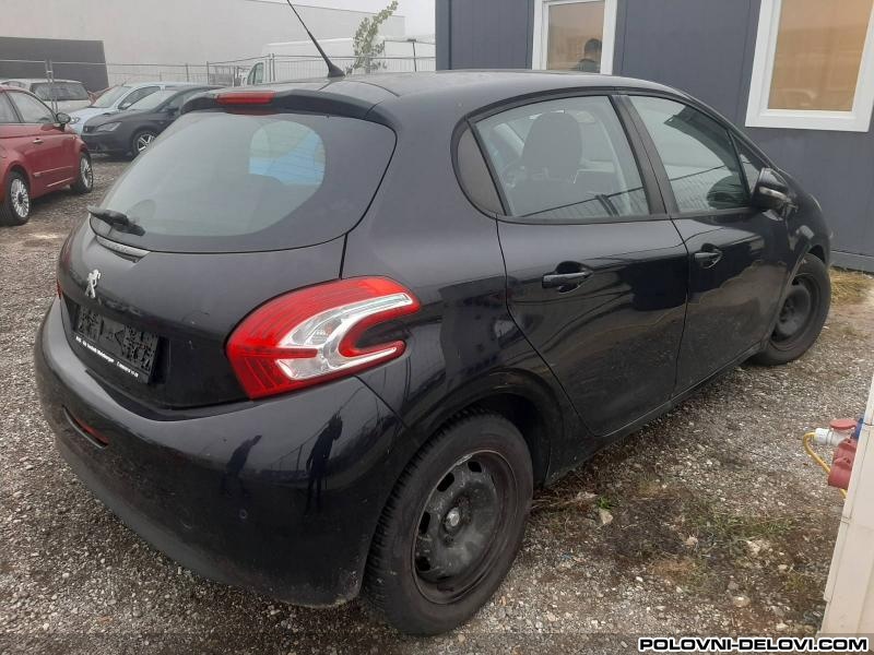 Peugeot  208 1.6ehdi Kompletan Auto U Delovima