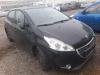 Peugeot 208 1.6ehdi Kompletan Auto U Delovima