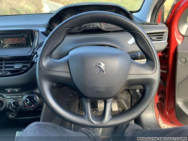 Peugeot  208 Airbag U Volanu Enterijer