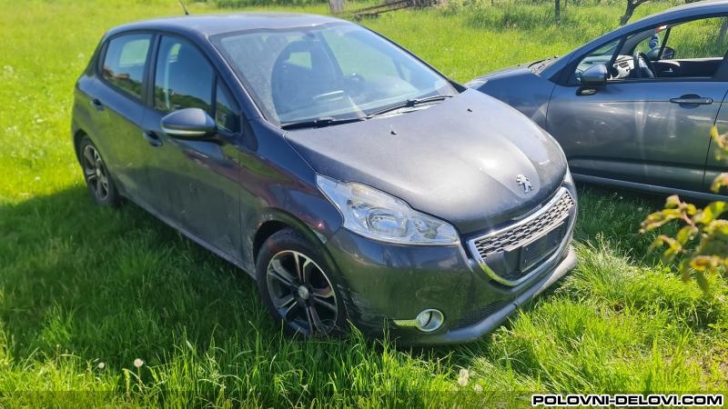 Peugeot  208 Ehdi Kompletan Auto U Delovima