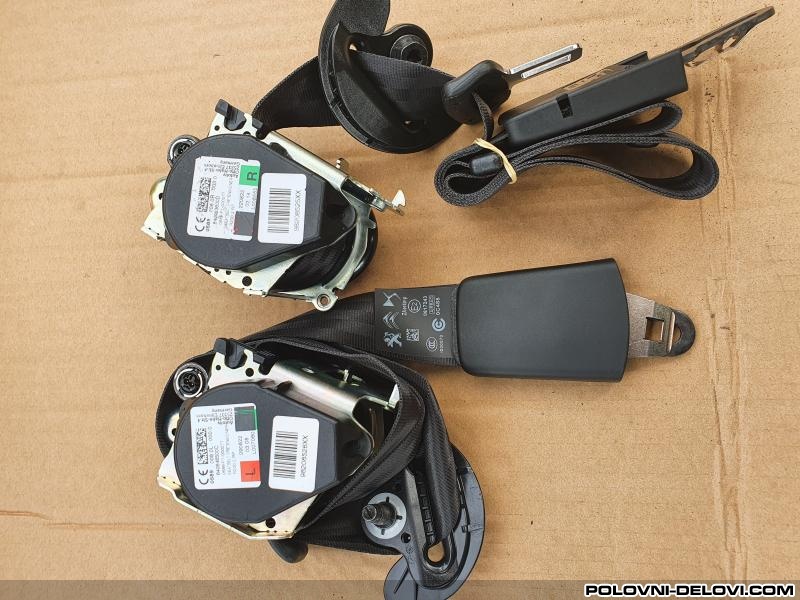 Peugeot  208 GT LINE Pojasevi