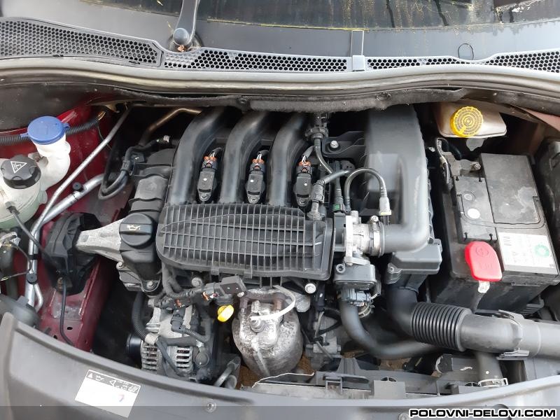 Peugeot  208 MOTOR 1.2 B  Motor I Delovi Motora