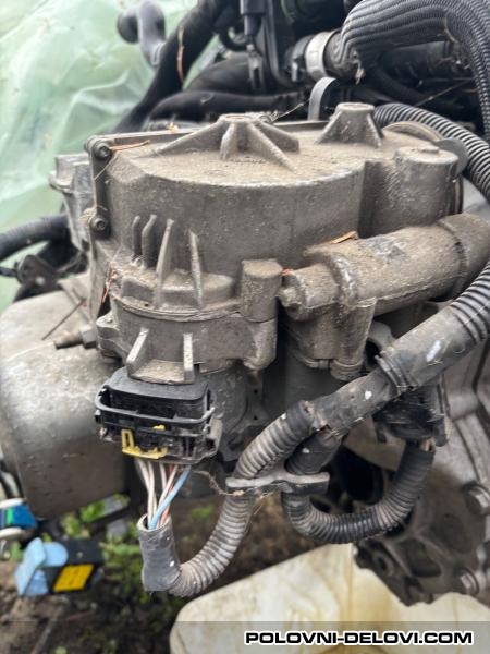 Peugeot  208  Menjac I Delovi Menjaca