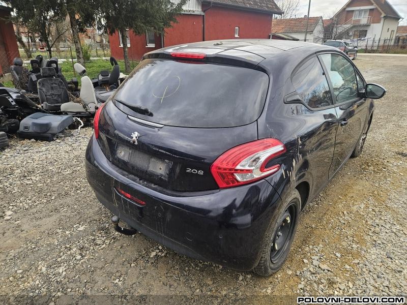 Peugeot  208  Svetla I Signalizacija