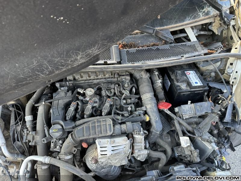 Peugeot  3008 1.2THP Motor I Delovi Motora