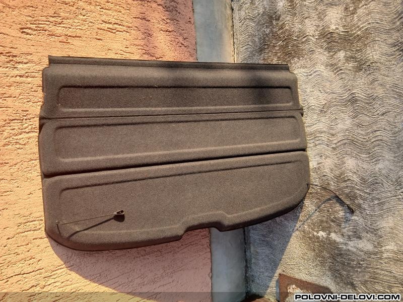 Peugeot  3008 1.5dci Polica Gepeka