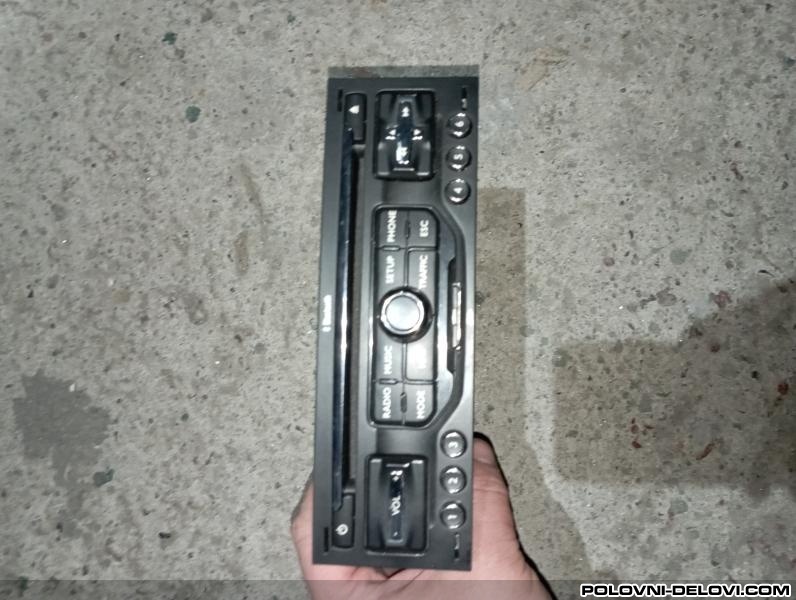 Peugeot  3008  Audio