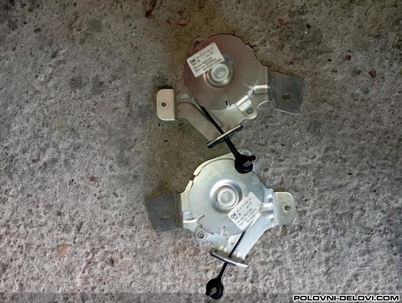 Peugeot  3008  Razni Delovi