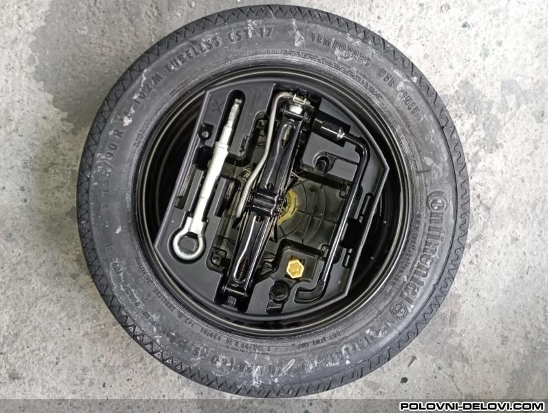 Peugeot  3008  Razni Delovi