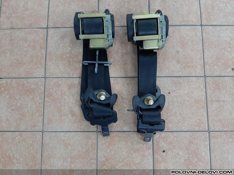 Peugeot  307 1.4 1.6 2.0 HDI Karoserija