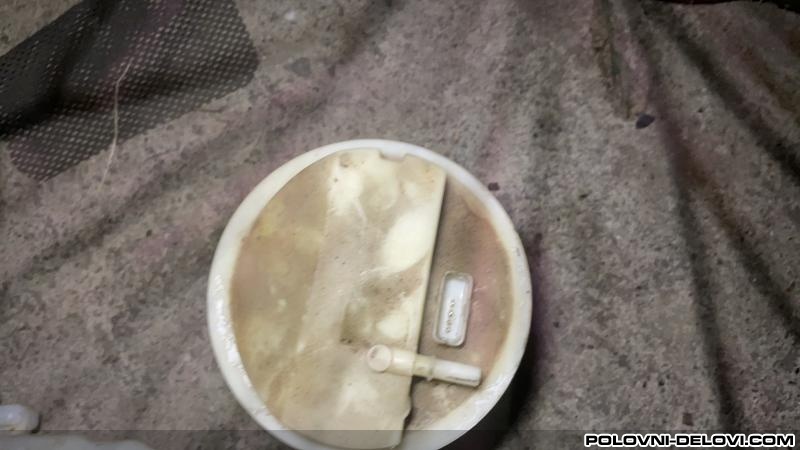 Peugeot  307 1.6 16 V Razni Delovi