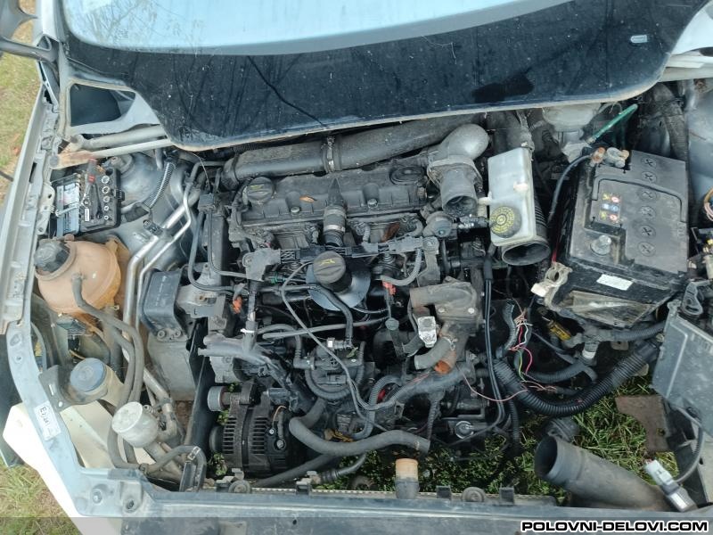 Peugeot  307 HDI Motor I Delovi Motora