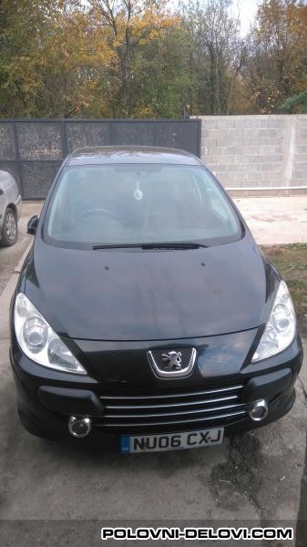 Peugeot  307  Kompletan Auto U Delovima
