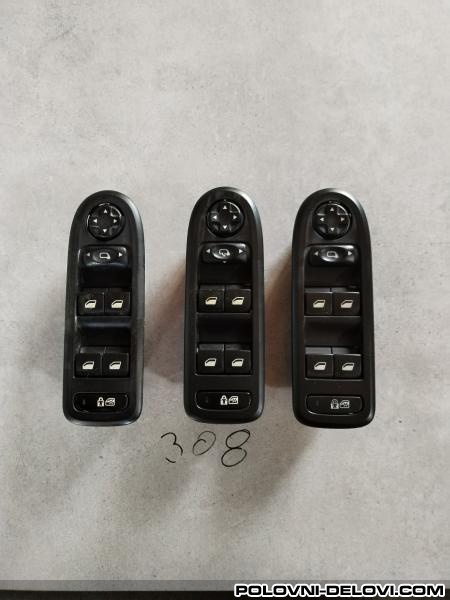 Peugeot  308  Enterijer