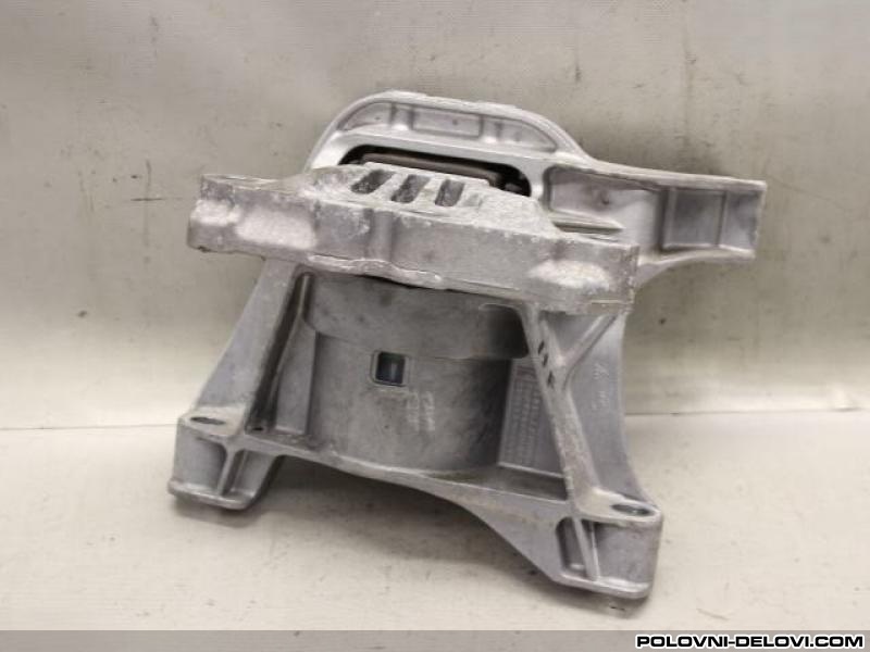 Peugeot  308 Nosac Motora Motor I Delovi Motora