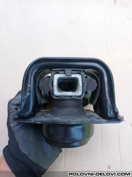 Peugeot  308 Nosac Motora Razni Delovi