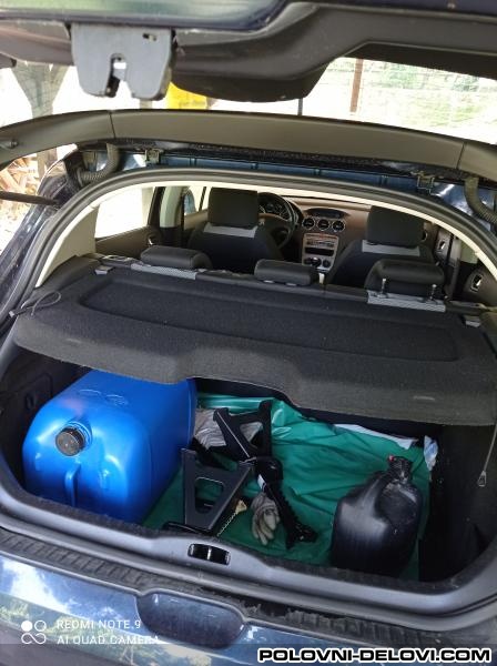 Peugeot  308 Polica Gepeka Enterijer