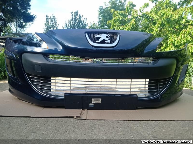 Peugeot  308 Prednji Branik Karoserija