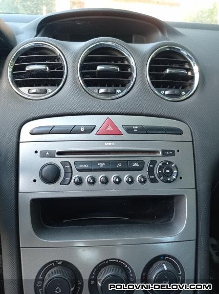 Peugeot  308 Radio CD Razni Delovi