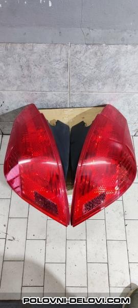 Peugeot  308  Svetla I Signalizacija