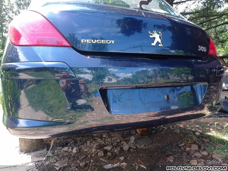 Peugeot  308 Zadnji Branik Karoserija