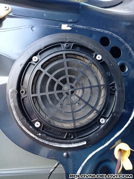 Peugeot  308 Zvucnici Ostala Oprema