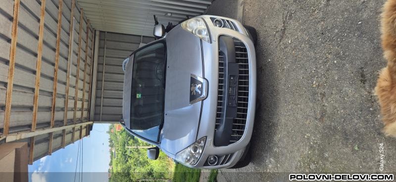 Peugeot  4007  Kompletan Auto U Delovima