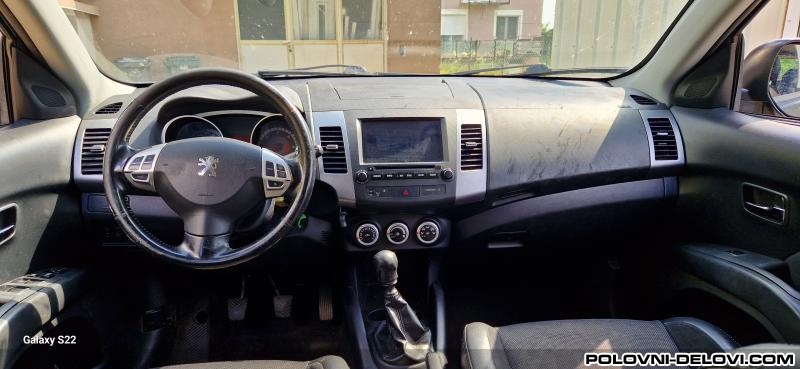 Peugeot  4007  Kompletan Auto U Delovima
