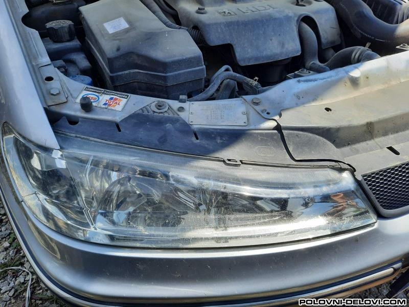 Peugeot  406 FAROVI Svetla I Signalizacija