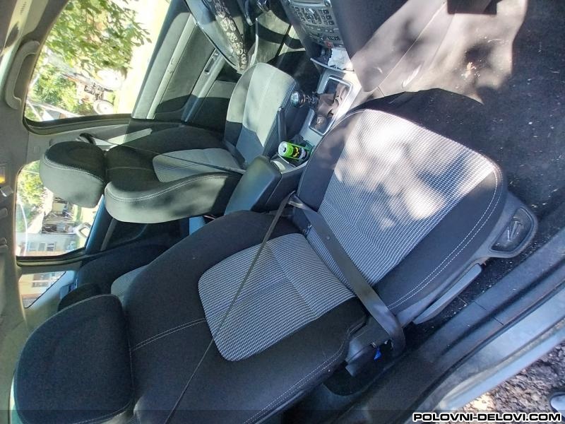 Peugeot  407  Kompletan Auto U Delovima