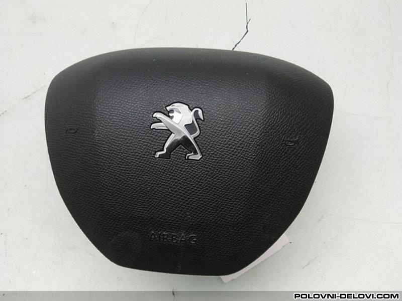 Peugeot  5008 Airbag Enterijer