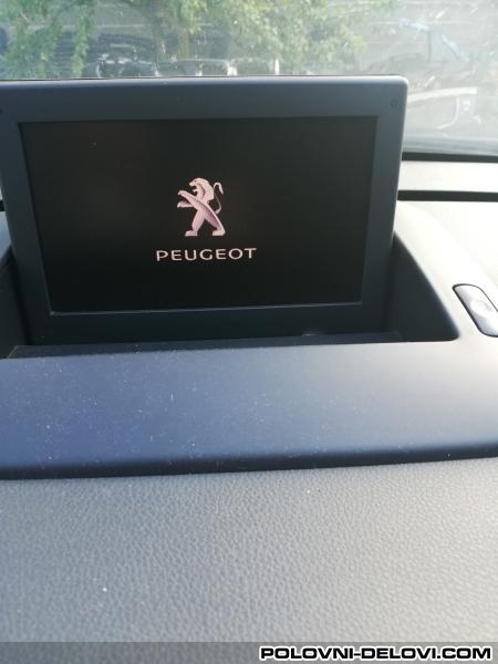 Peugeot  5008  Kompletan Auto U Delovima