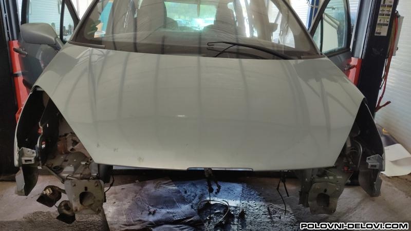 Peugeot  807  Karoserija