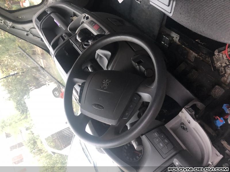 Peugeot  Boxer 2.2 Kompletan Auto U Delovima