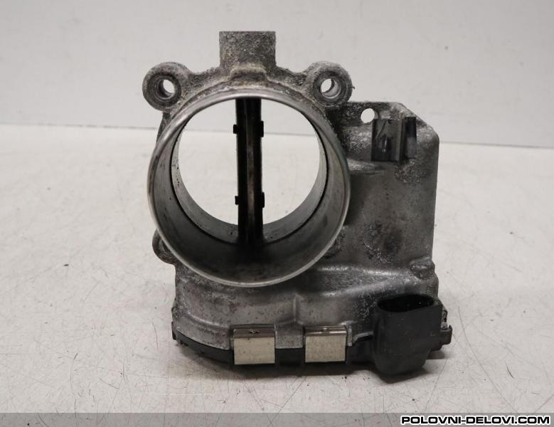Peugeot  Boxer Klapna Gasa Motor I Delovi Motora