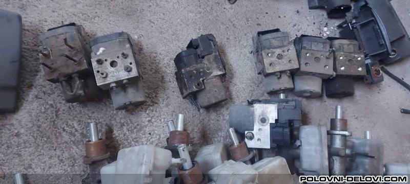 Peugeot  Boxer  Kompletan Auto U Delovima