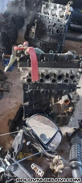 Peugeot  Boxer  Kompletan Auto U Delovima