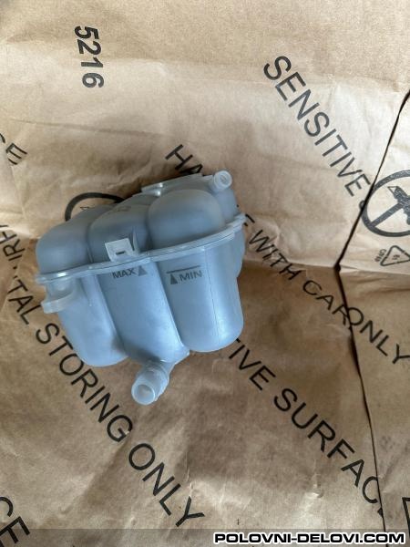 Porsche Cayenne Posuda Za Antifriz - 4M0 121 405 R