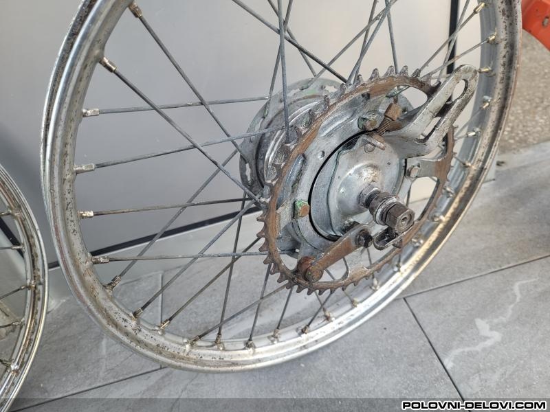 Puch Lancanik 45 zuba  Lanci i lančanici