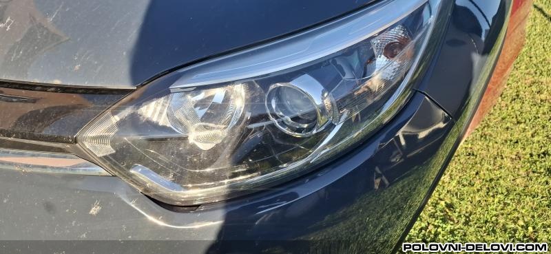 Renault  Captur 1.5 Dci  Svetla I Signalizacija