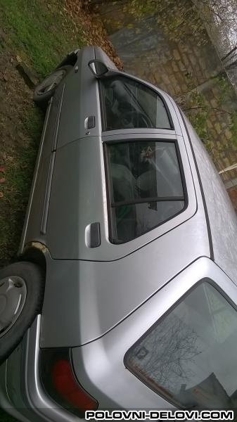 Renault  Clio 1 1.4 Benzin  Razni Delovi